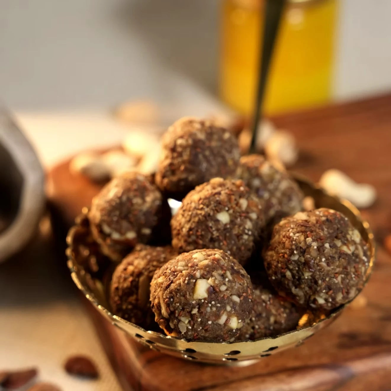 Dry Fruit & Gondh Laddoos